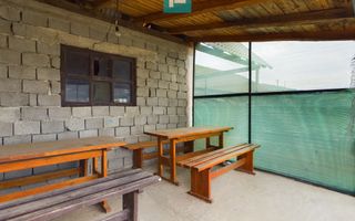 Casă tip duplex cu teren generos în Dezna - Poză 9