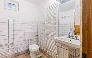 Casă individuală, vedere către Bucegi, la 300 m de Centru, Gară sau Cantacuzino - Poză 10