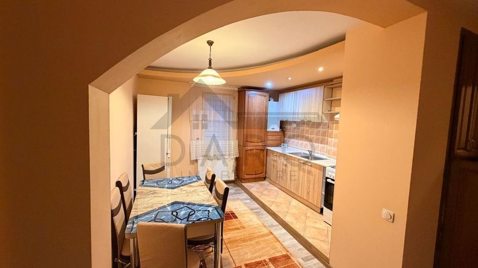Apartament de inchiriat 3 camere, 2 bai. -situat pe strada Livezeni - Poză 3