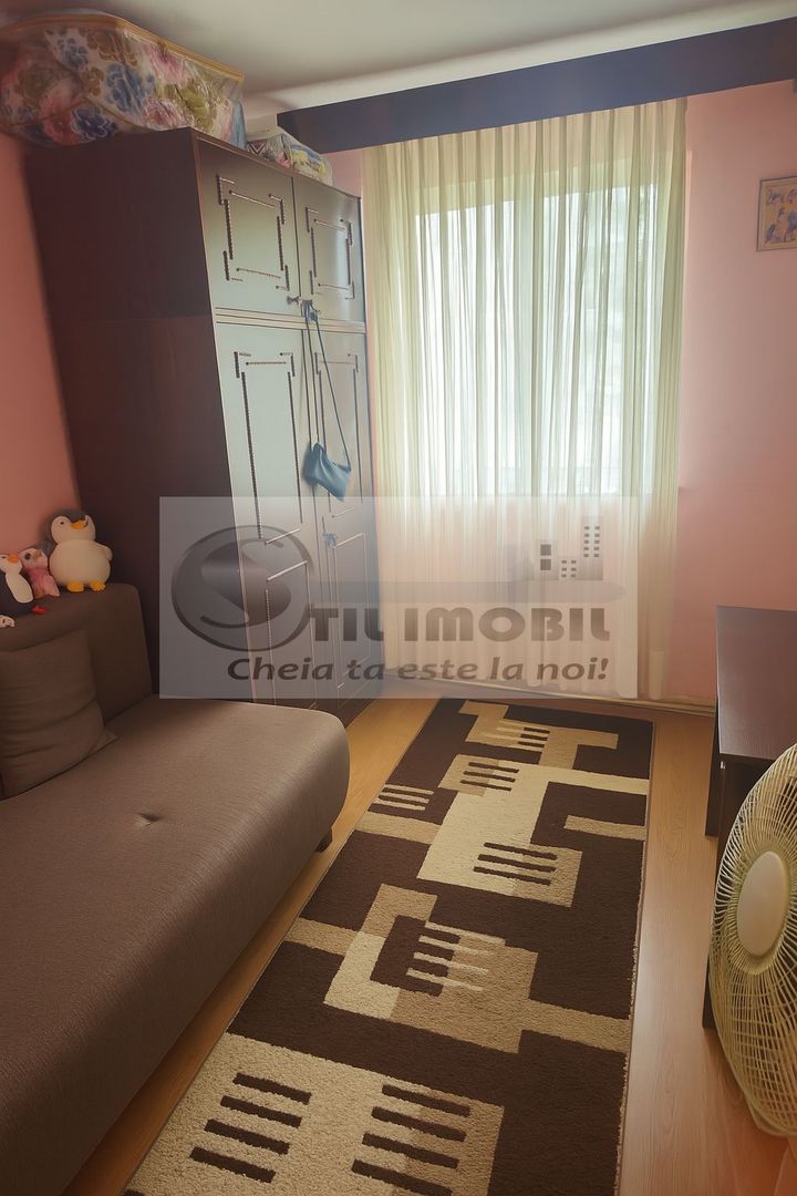 Apartament 3 camere, zona Dacia, Iași, 72.000 euro - Poză 1