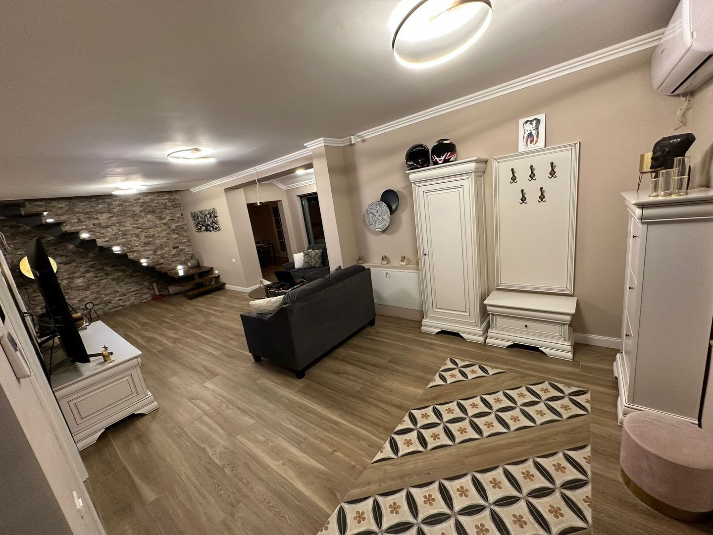 Casa P+M  renovata integral - Poză 1