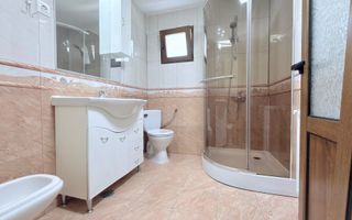 Apartament cu o camera la casa, terasa, gradina, parcare, Bd. Muncii - Poză 5