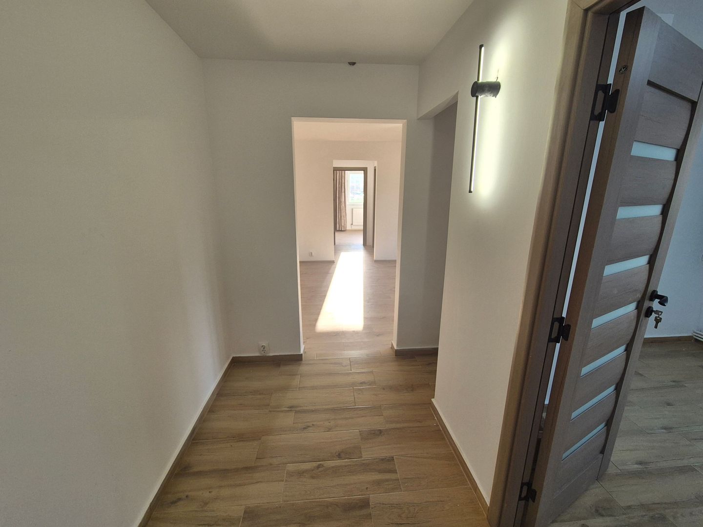 Vand 2 camere Micro 1 - Poză 4