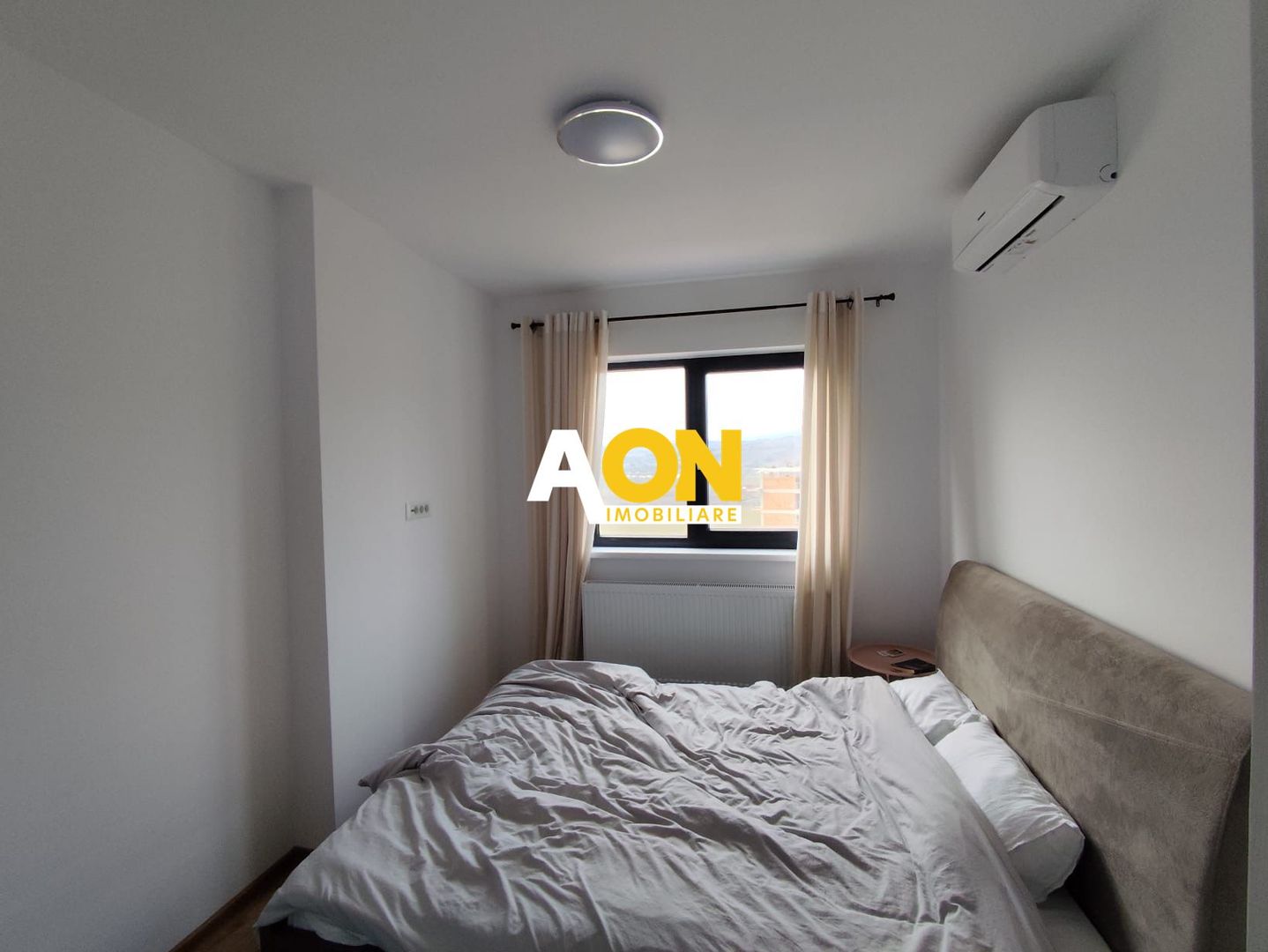 Apartament cu 3 camere, bloc nou, loc de parcare, priveliste deosebita - Poză 1