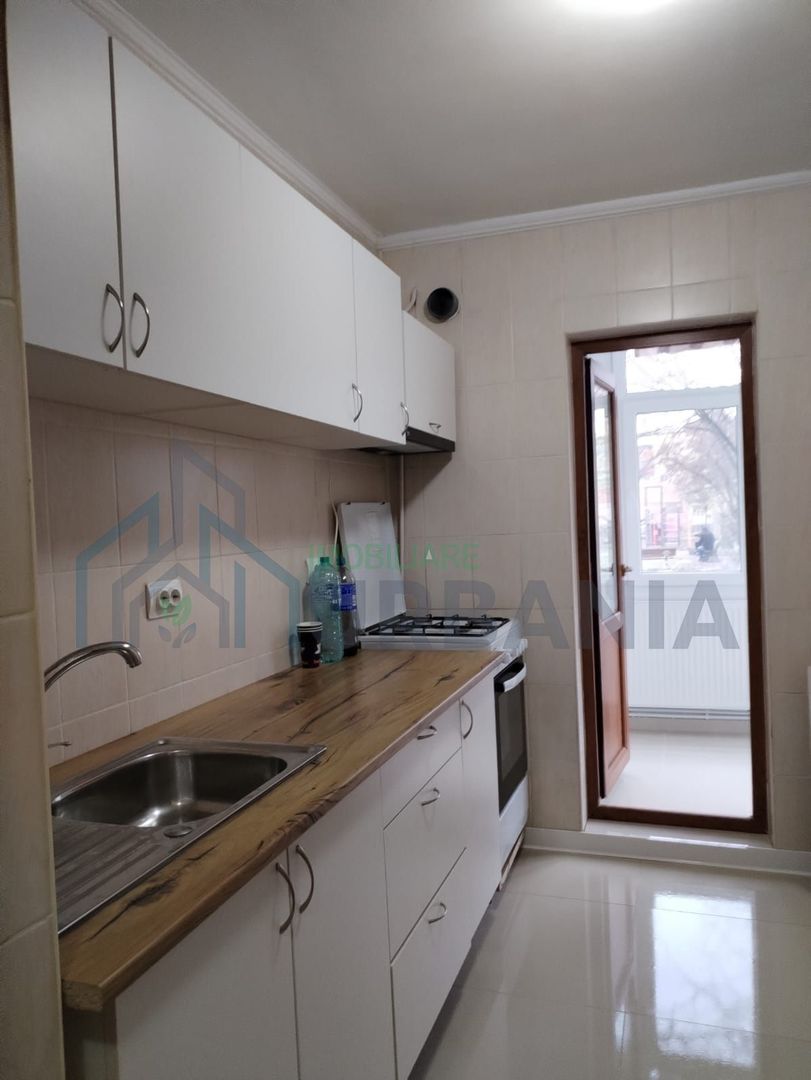 2 camere Galata sau schimb - Poză 1