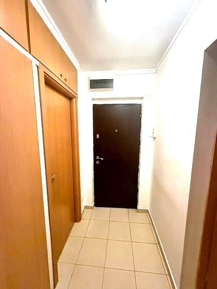 🏡 Închiriez Apartament cu 2 camere renovat, Bd. Basarabiei, etaj 2 - Poză 2