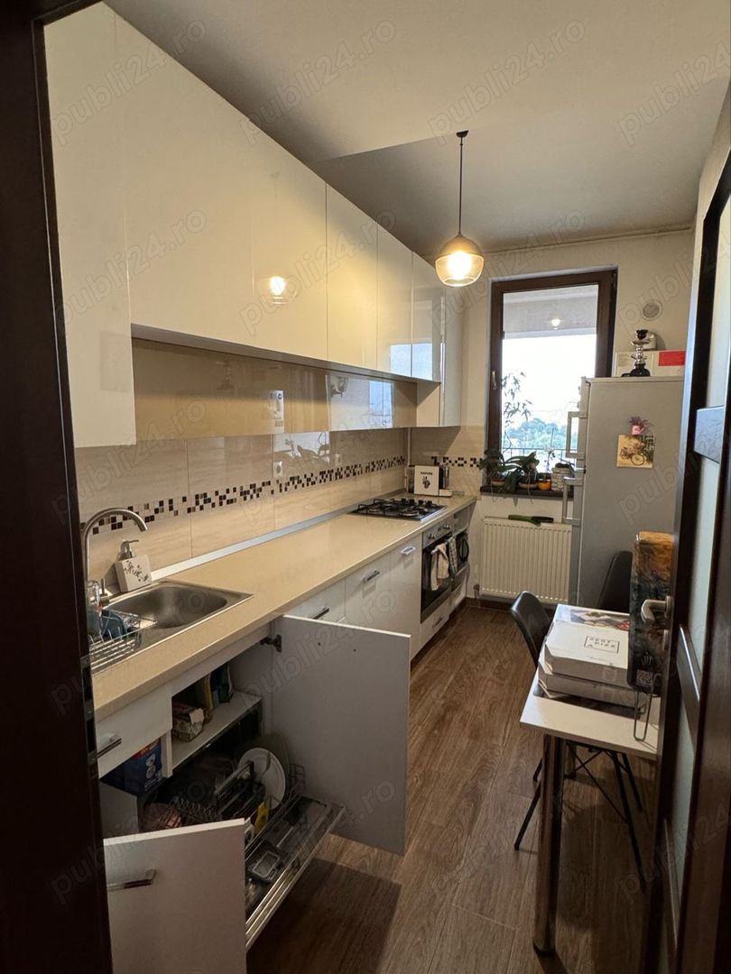 Apartament de închiriat 2 camere complet utilat şi mobilat Crangaşi - Poză 8