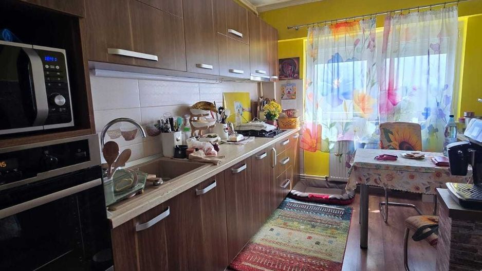 BRASADAS vinde ap 4 cam etaj 8 Centru Nou. - Poză 5