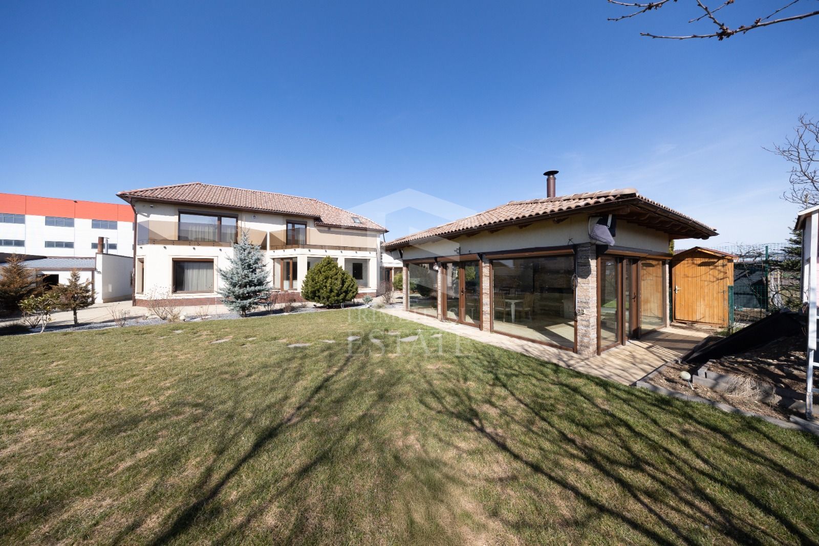 Sacele-Casa 6 dormitoare + 4 bai teren 979 mp. - Poză 58