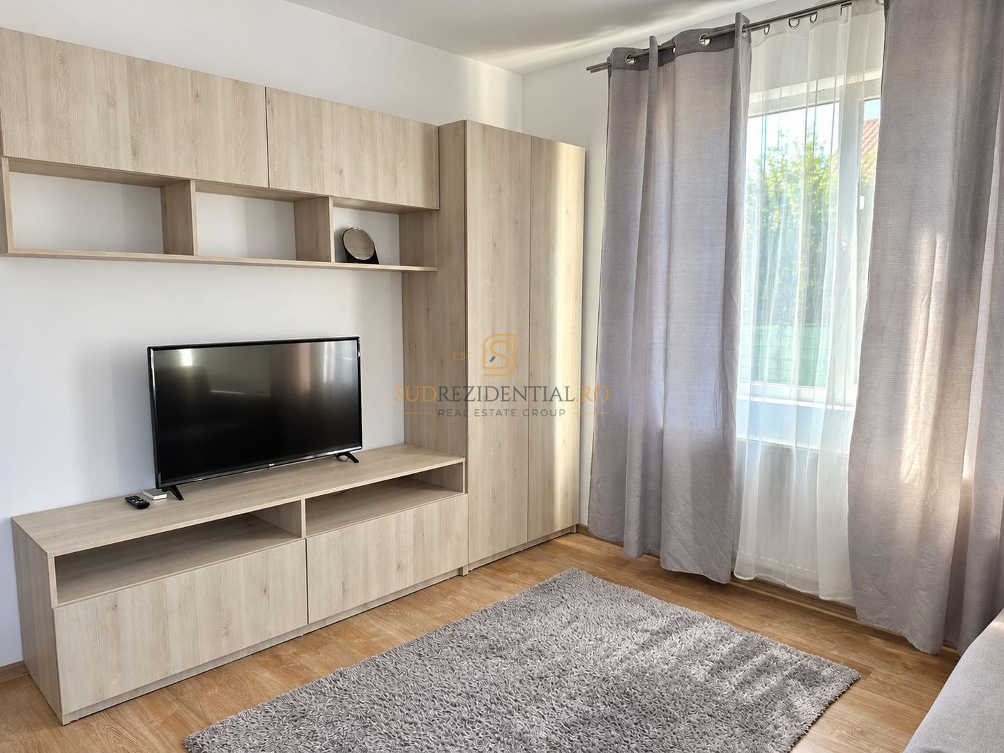 Garsoniera mobilata, curte proprie | Metrou Dimitrie Leonida - Poză 2