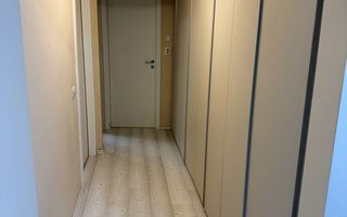 Etaj 2 , 3 camere decomandat Soarelui - Poză 8