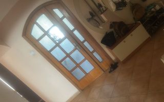 De vanzare aparatament 3 camere - zona Drumul Taberei - Poză 2