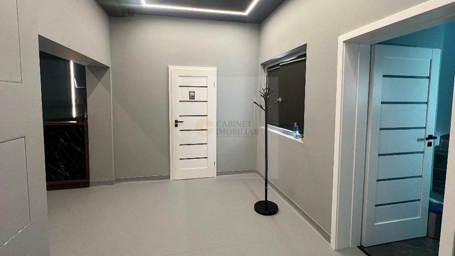 Vila tip Duplex - complet renovata - zona Aviatorilor - Poză 3