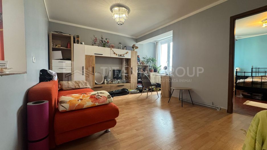 Apartament 2 camere spațios+boxa,   Centrul Istoric - Poză 1