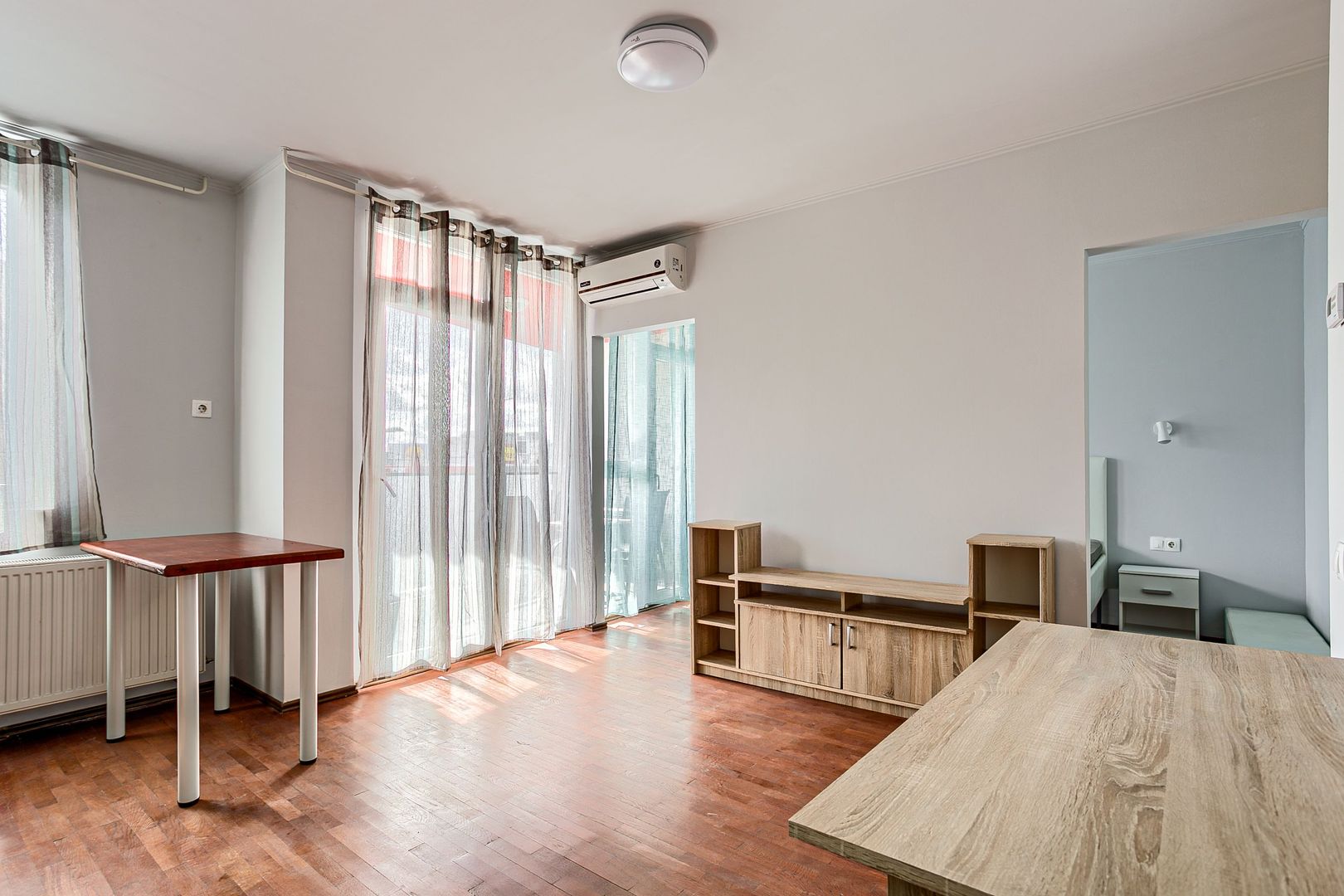De închiriat Apartament cu 2 camere, ARED, zona Kaufland, etajul 1 - Poză 2