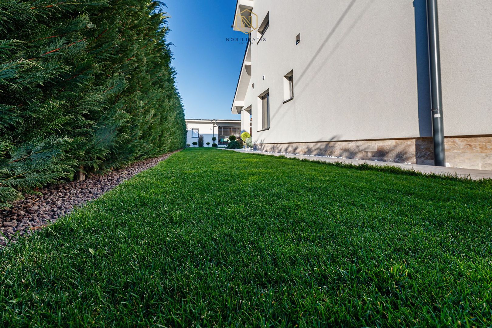 O Capodoperă Arhitecturală, Oferind Eleganță și Confort - Dumbravita - Poză 50