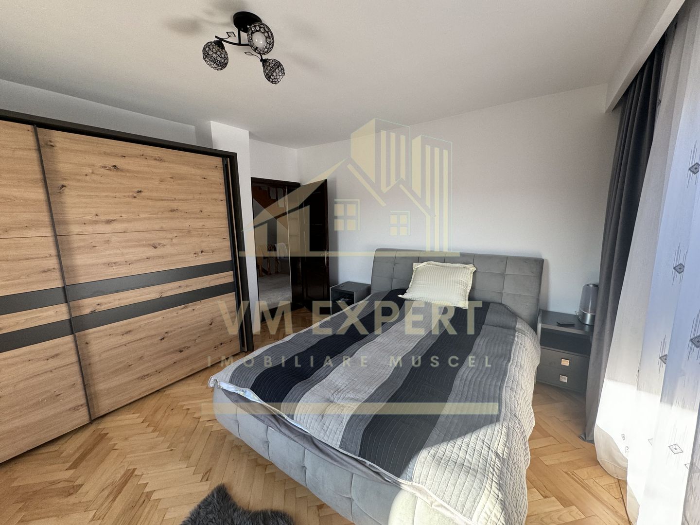 VILA S+P+E-306 MP, TEREN 2078 MP, CAMPULUNG - Poză 11