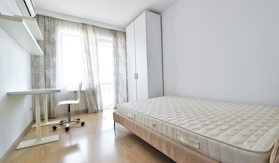 4 camere spatios 140 mp zona Aleea Privighetorilor- Baneasa - Poză 8