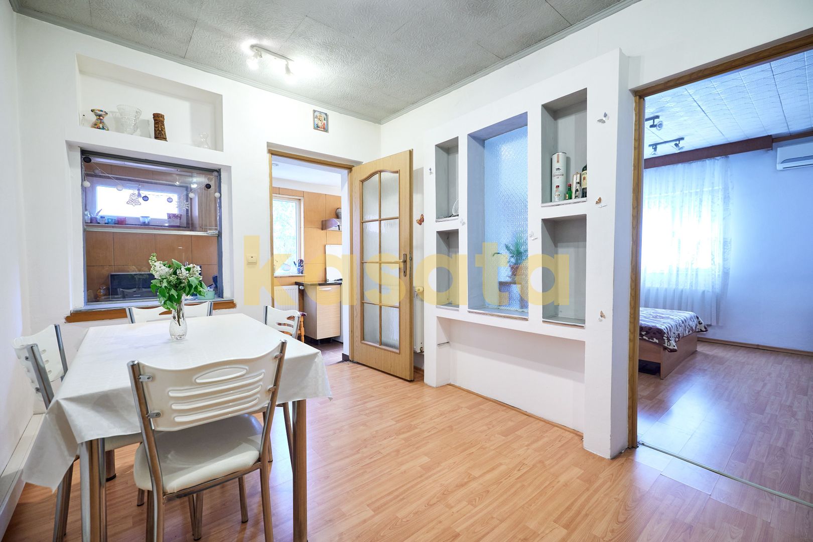 Casă cu 4 camere si curte | zona Regie | teren 252 mp - Poză 10