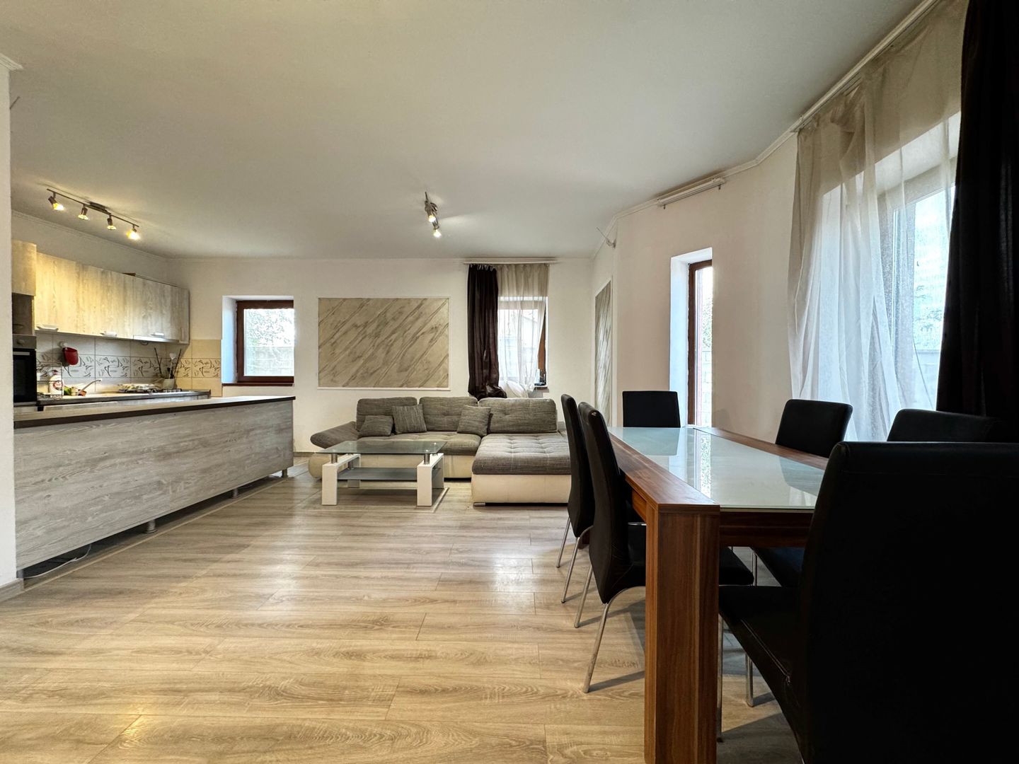 Duplex cu teren generos, Dumbrăvița - Parc - Poză 5