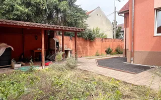 Vând/Schimb Casa cu 6 camere de vanzare in Rogerius/Stadion - Poză 20