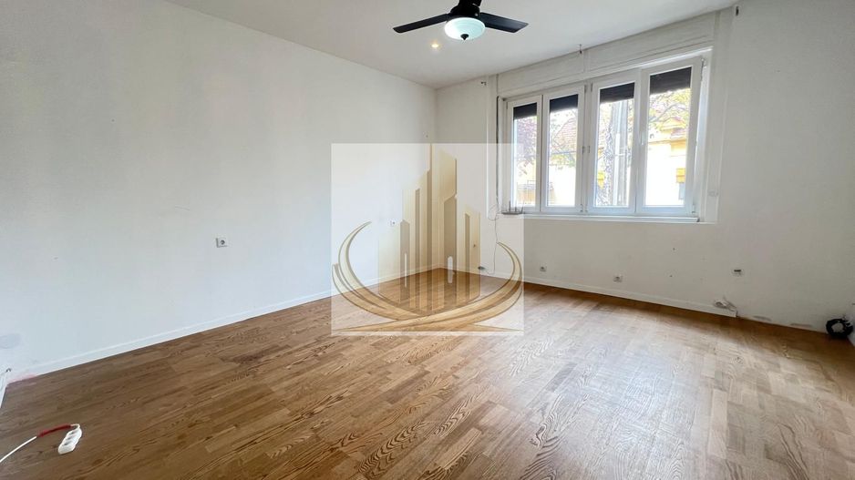 Apartament la Casă, Curte Privată, Bucătărie de Vară, Renovat, Lipovei - Poză 1