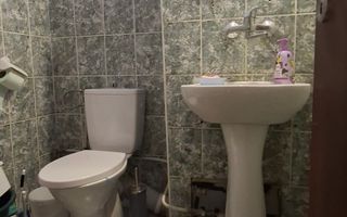 Apartament decomandat 3 camere - zona Torontalului - Poză 19
