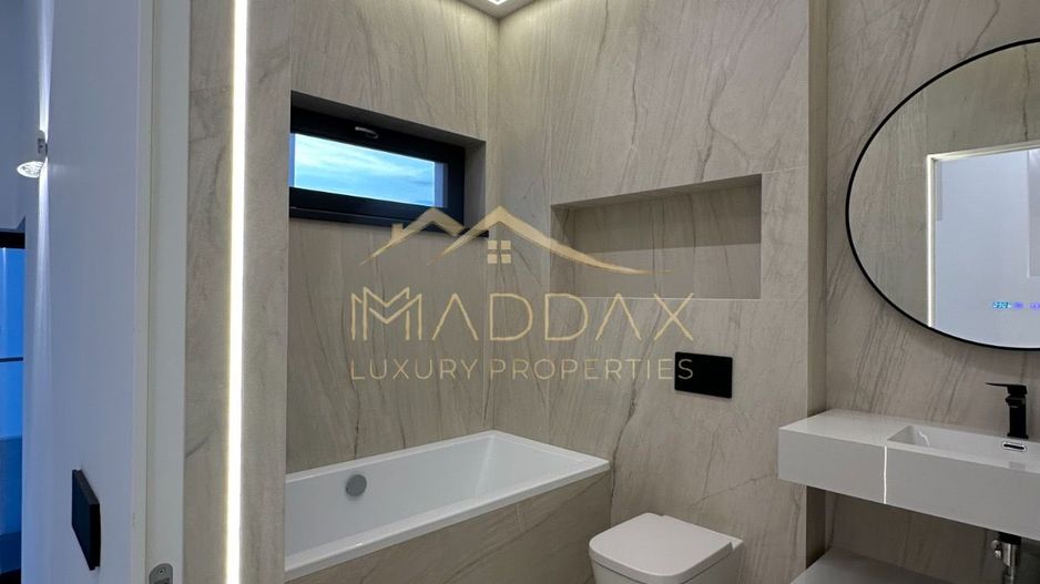 Vila individuala *432mp* + curte // 6 locuri Parcare / Pipera-Tunari - Poză 33