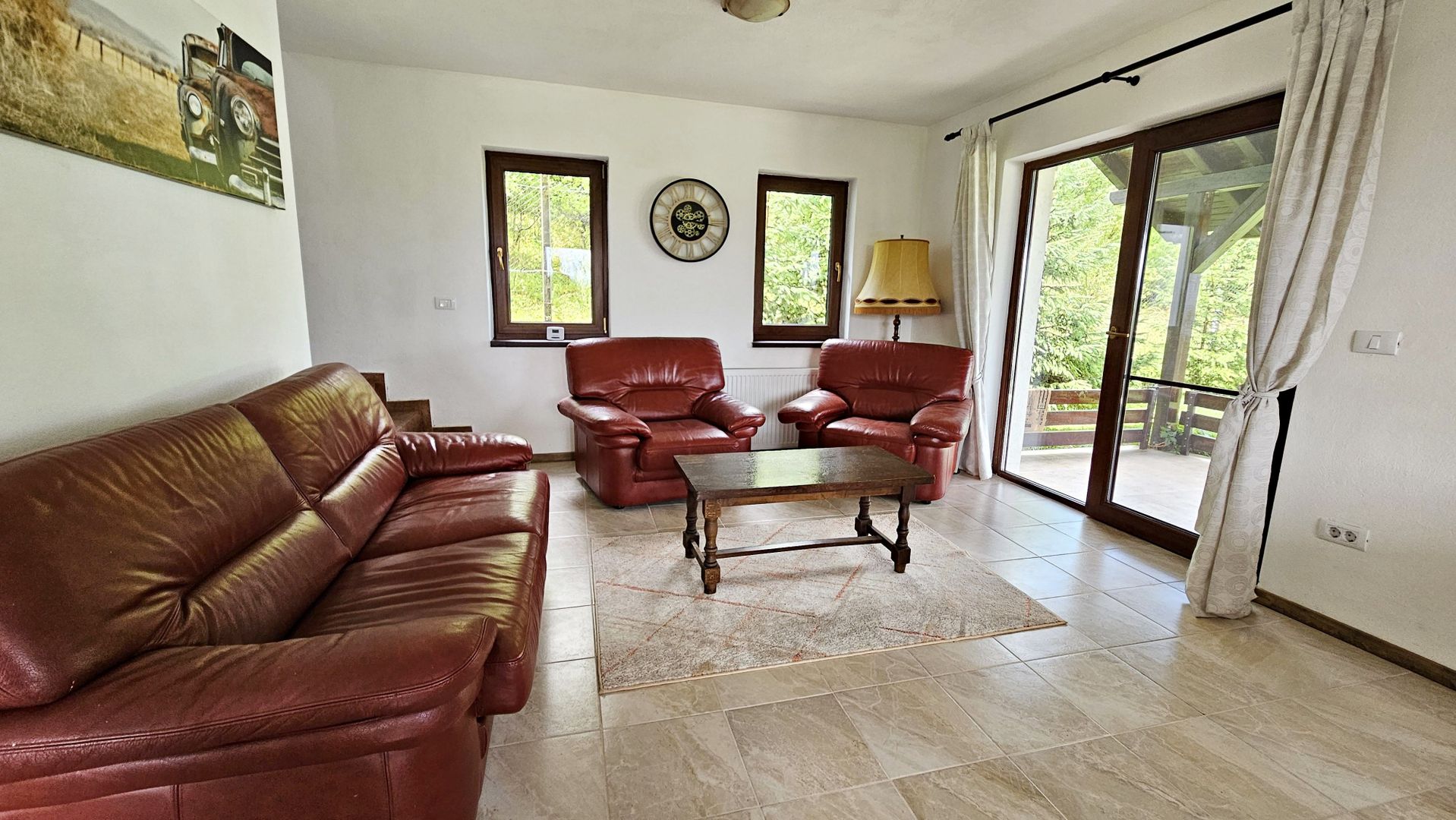 Vila noua-Sanpetru Dealul Lempes, zona verde si linistita - Poză 2