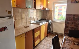 Apartament 3 camere, etaj intermediar, parcare, beci - Astra - Poză 4