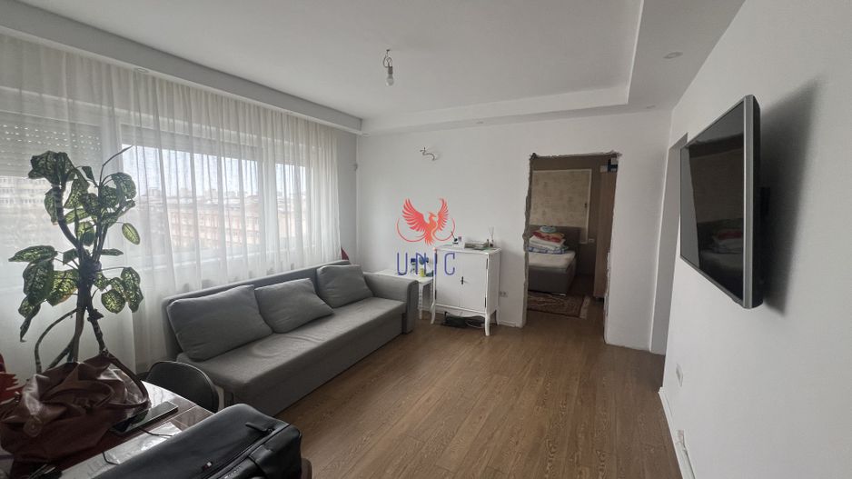 Apartament 3 camere Calea Severinului et 6/10 - Poză 2