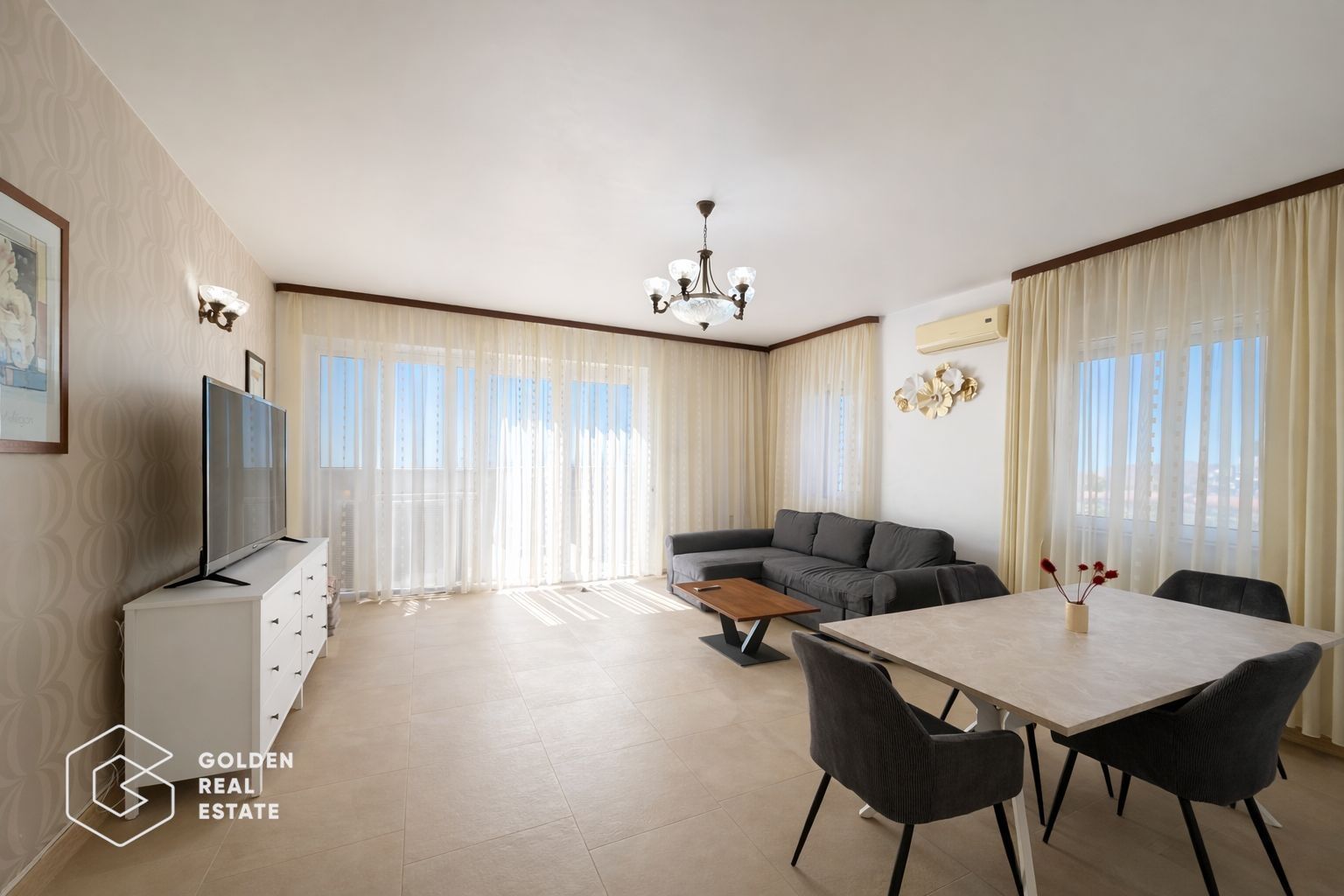 Penthouse Ared Uta, amenajat modern, vedere panoramica spre Stadionul Uta - Poză 3