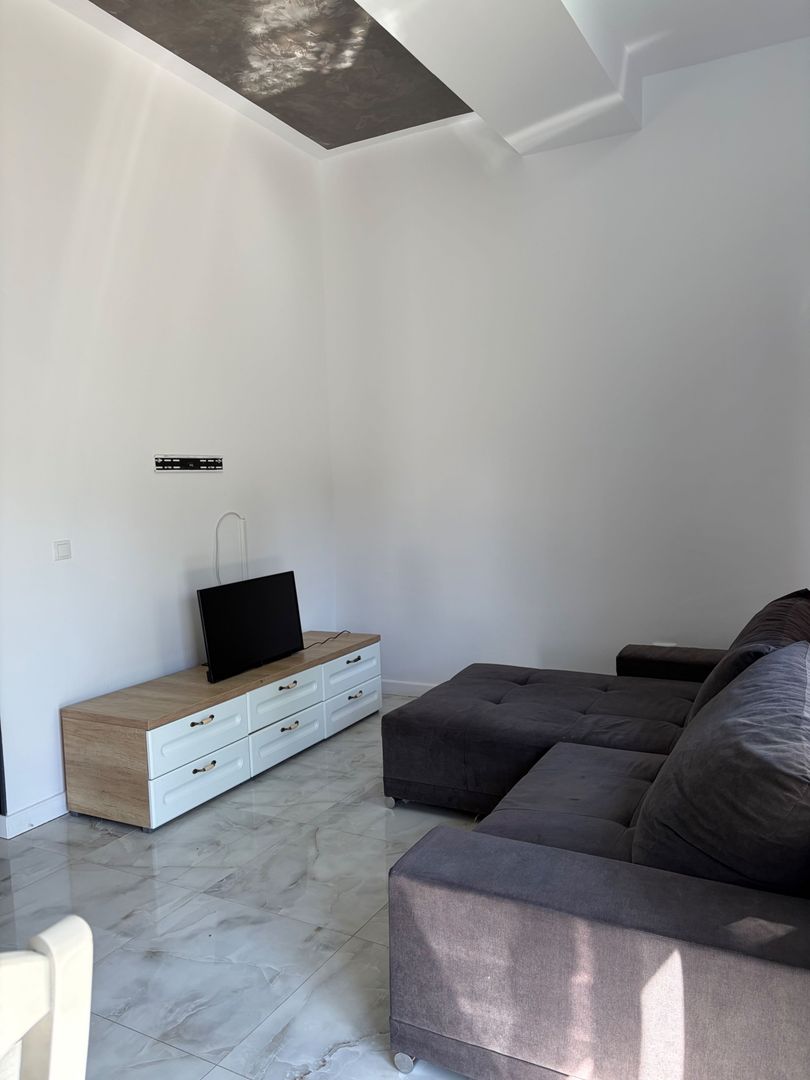 Apartament la cheie | 3 camere  | parcare | C. Baciului - Poză 2