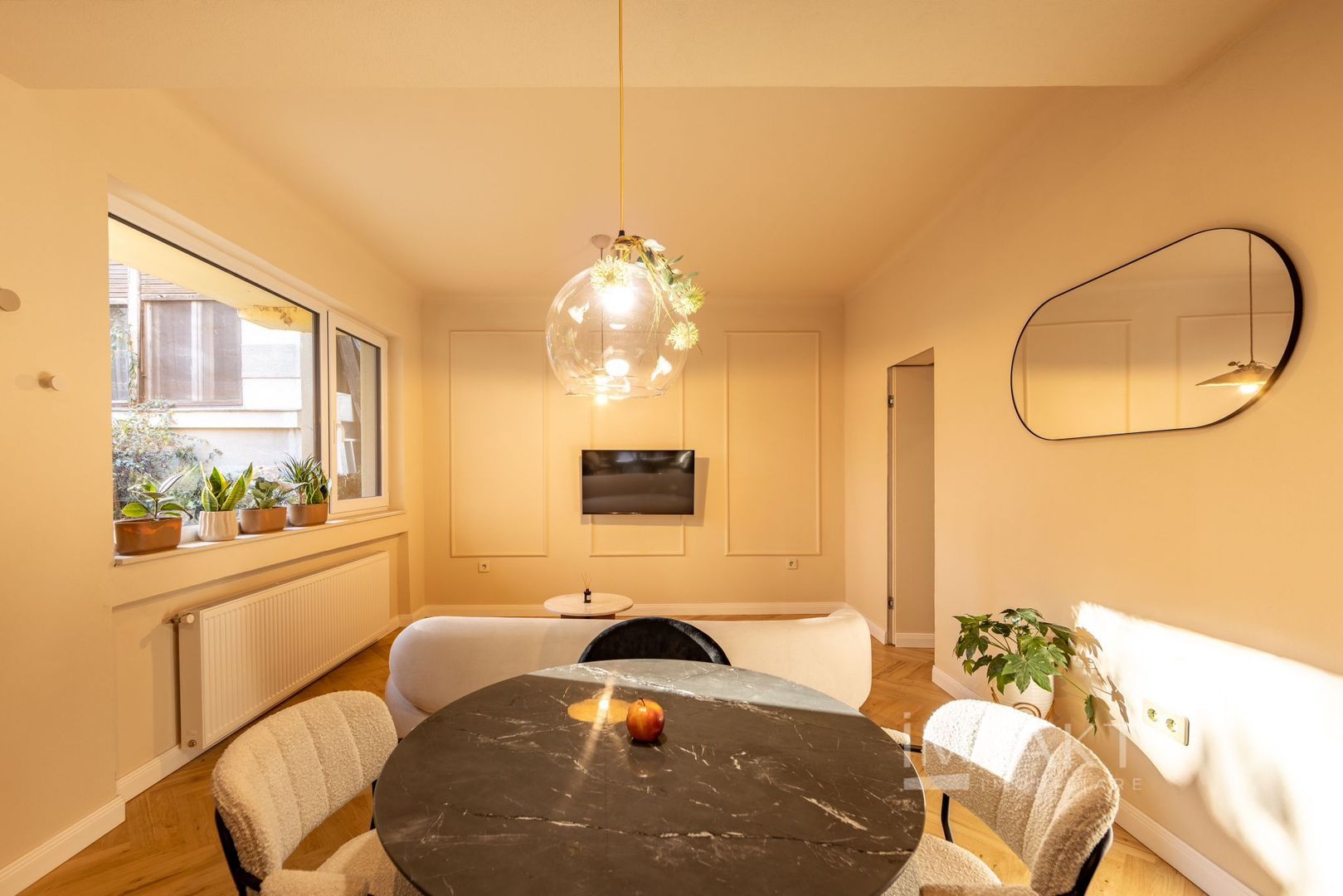 Apartament superb cu 2 camere de vanzare in zona ultracentrala! - Poză 11