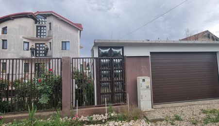 Casă la roșu în Brănești, oportunitate de preț