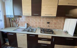 Apartament decomandat cu garaj individual subteran de 26 mp. - Poză 3