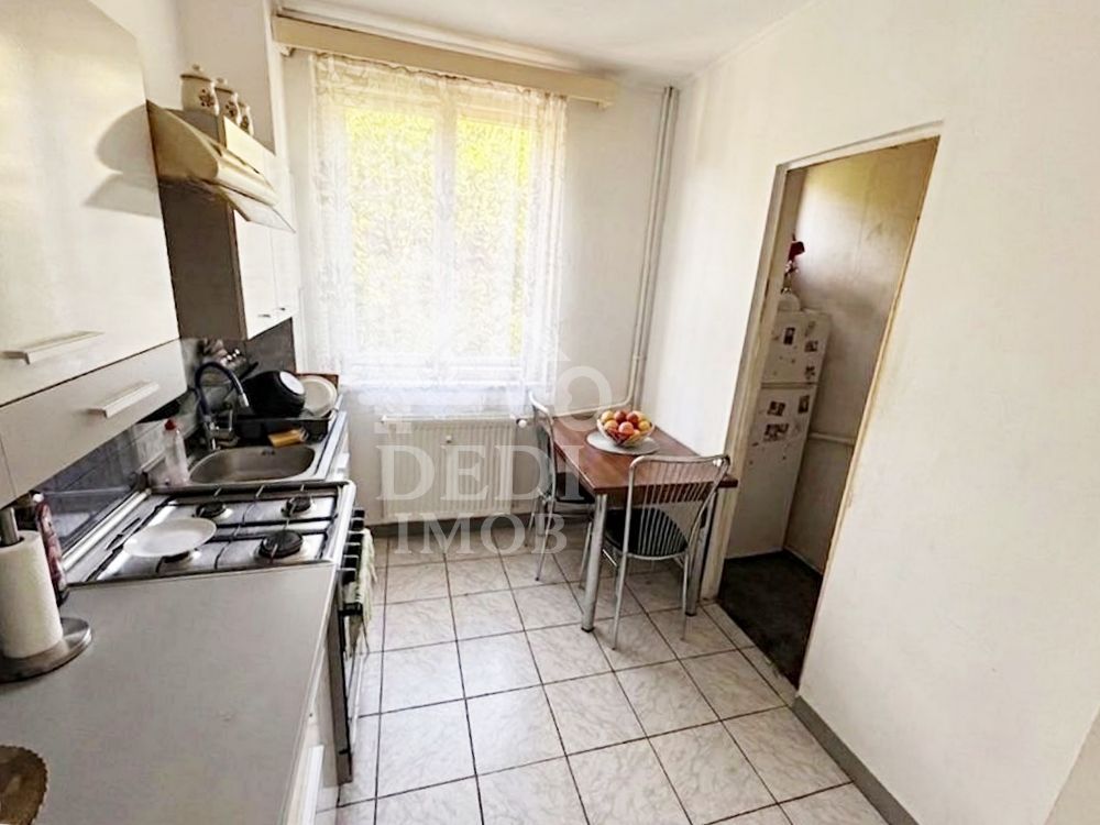 Apartament 2 camere de vanzare in zona Rogerius, Oradea - Poză 5