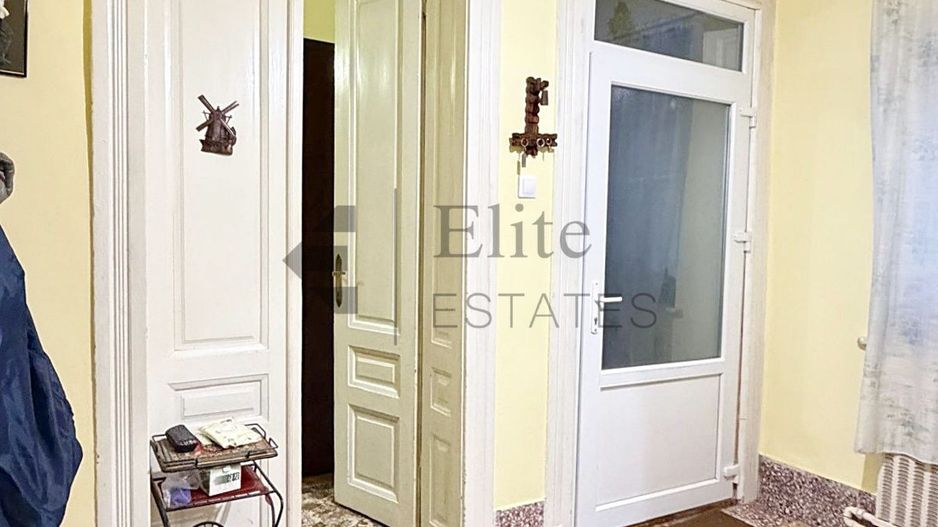 Casa singura in curte ultracentral in Oradea - Poză 11