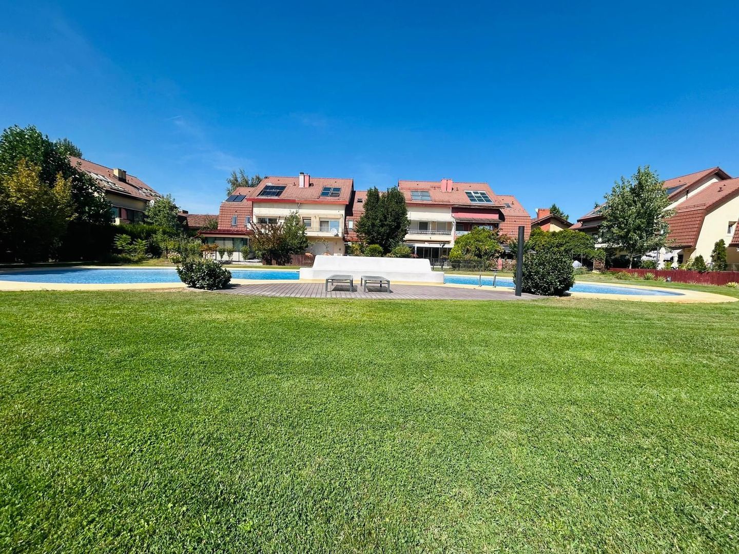 Vila 5 camere cu LIFT| Complex privat cu piscină | Iancu Nicolae - Poză 18