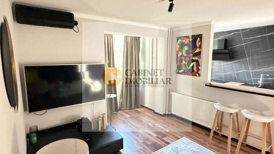 2 camere I Renovat I metrou  Universitate I 1960 I Creditabil - Poză 1