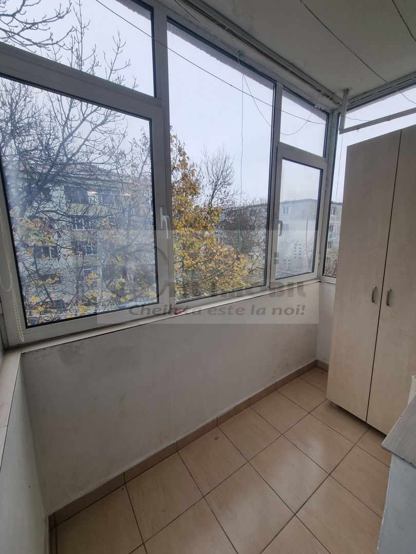 Zona Cantemir - Apartament cu 2 camere sd, etaj 3/4 - 52 mp - Liber ! - Poză 4