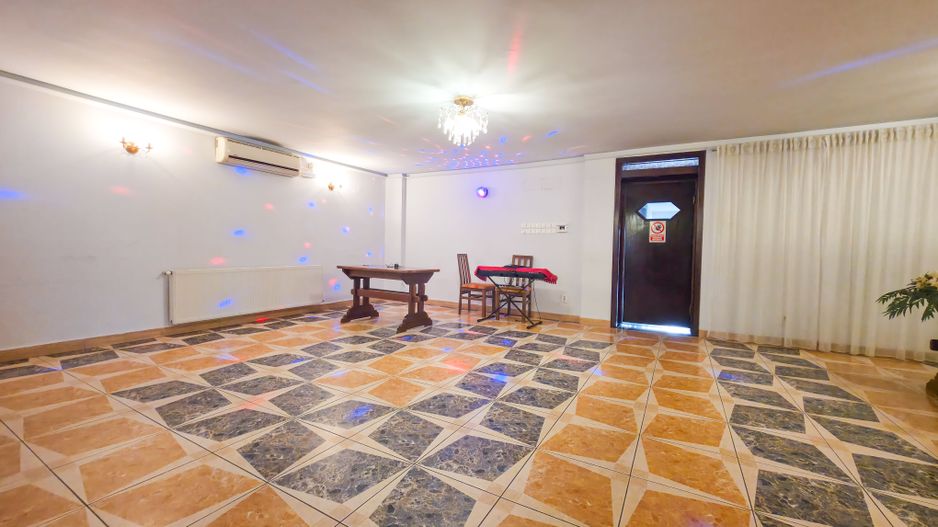 De vânzare – Proprietate comercială tip Restaurant & Salon Evenimente - Poză 24