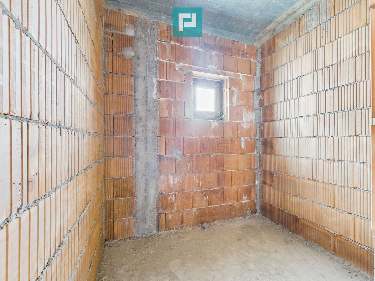 Casă la roșu, 4 camere, Zimandul Nou - Poză 11