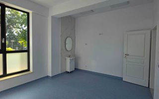 Spațiu comercial de 260 mp pentru cabinete medicale în Valea Adâncă - Poză 6