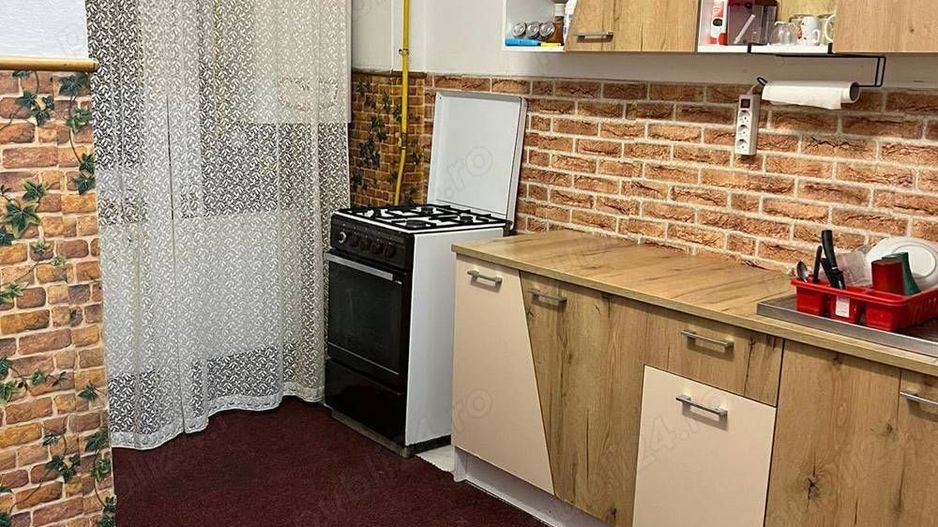 Vând apartament 2 camere, Carpați 2 - Poză 7