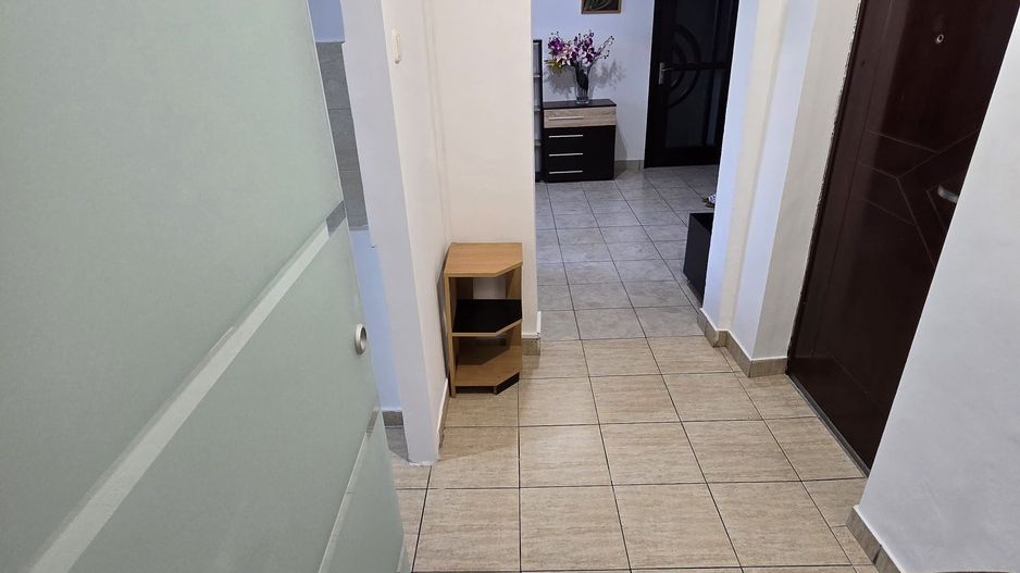 De inchiriat apartament 2 camere Apusului - Poză 4