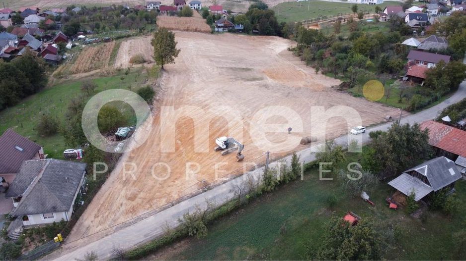 Teren intravilan de vânzare în Groși 713 mp, central - Poză 3