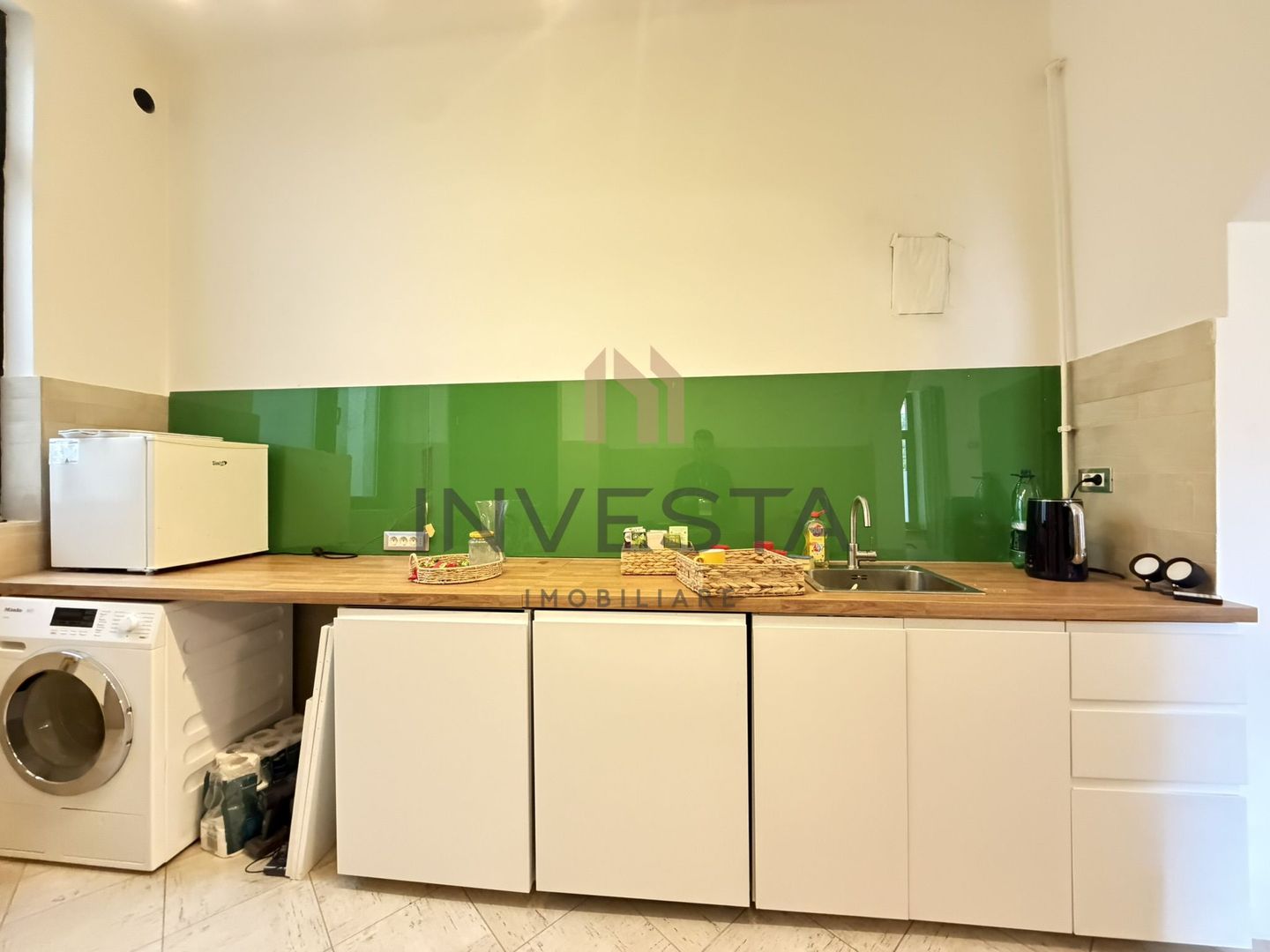 Oportunitate! Apartament cu 2 camere, Etaj intermediar, zona Centrala - Poză 6