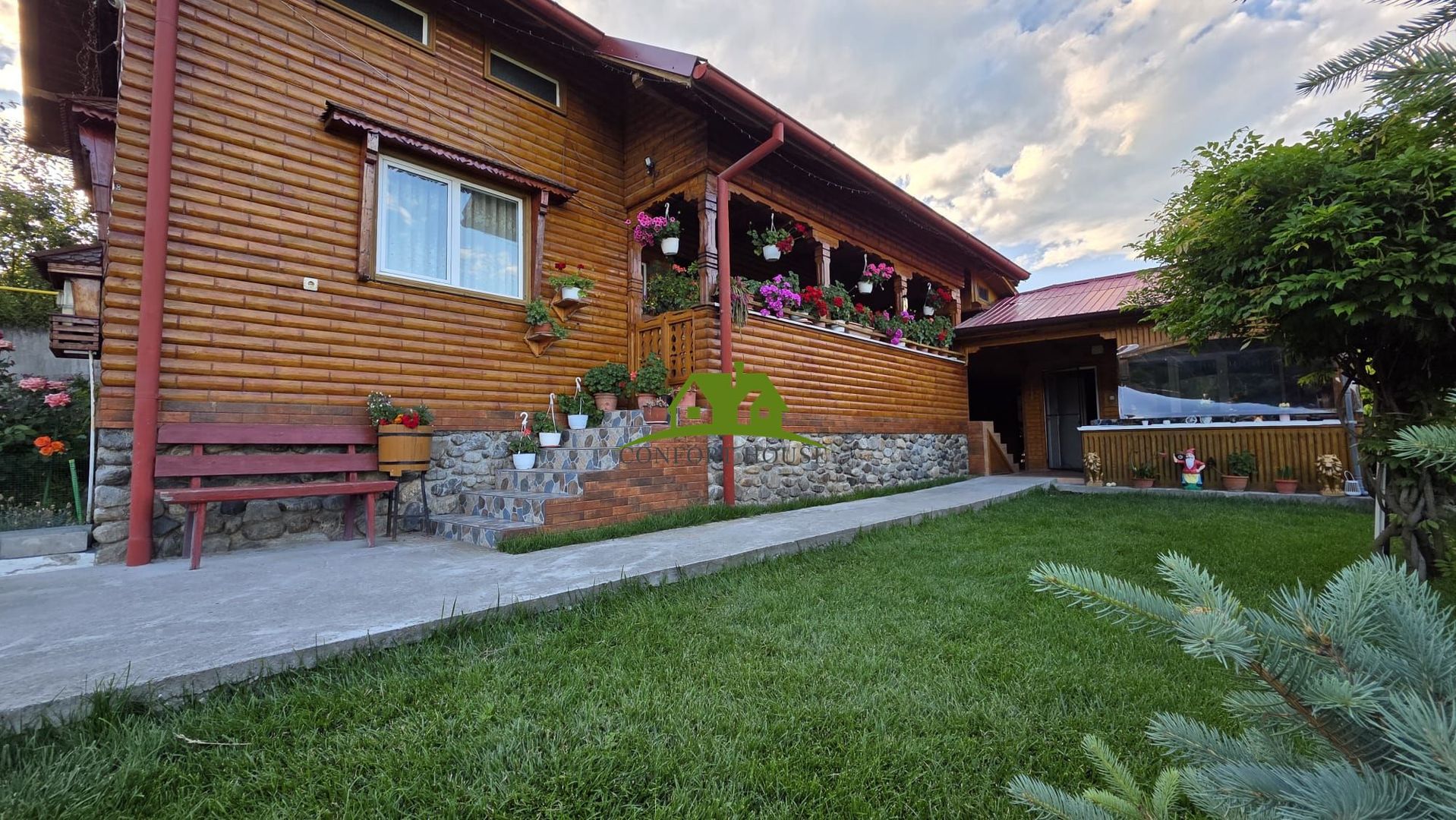 Casa P+M cu 4 camere  si 485 mp teren pe Dealul Malului, Rm Valcea - Poză 10