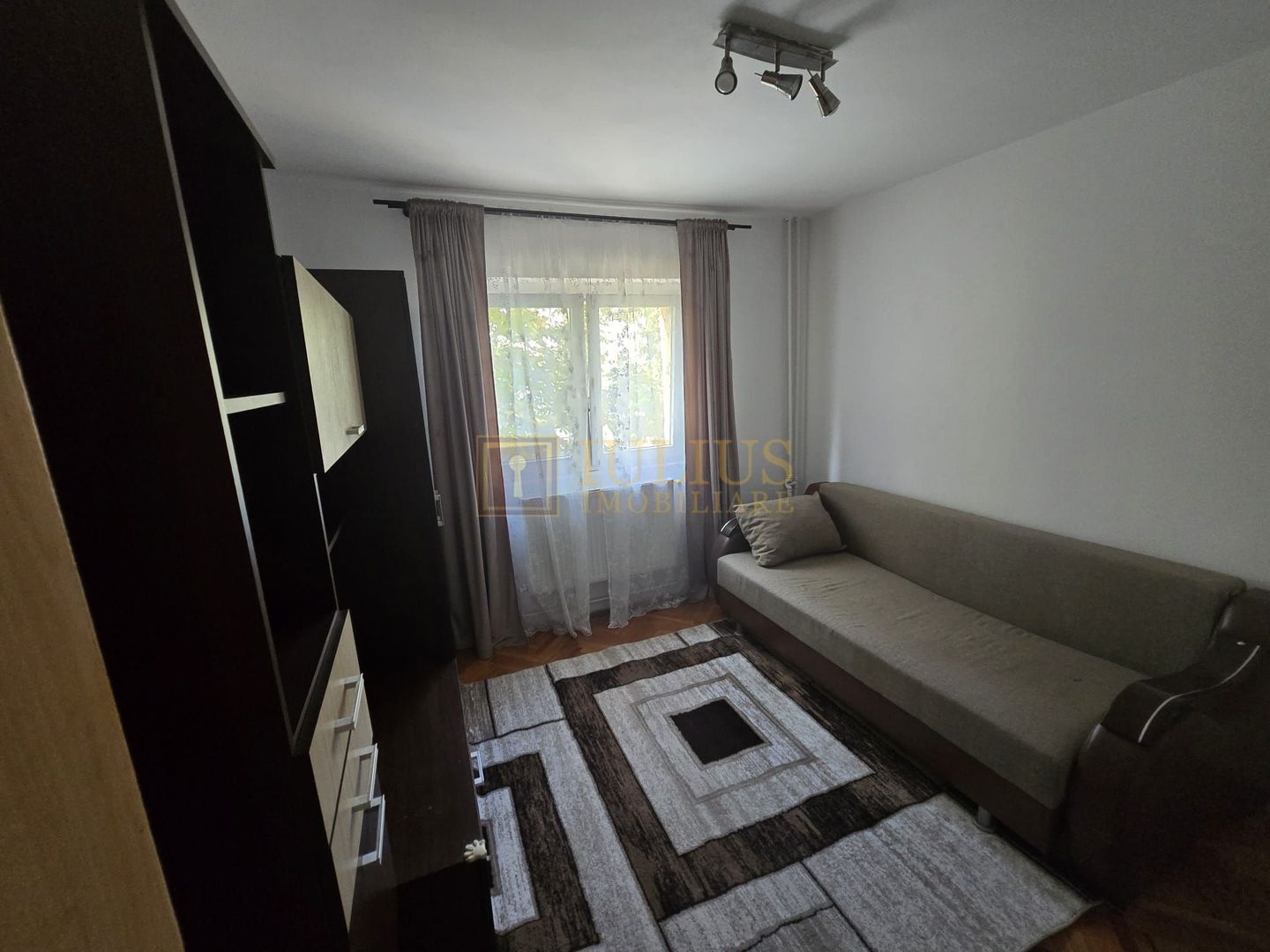 3 camere| etaj 2 | 2 băi | centrală| renovat recent - Poză 5